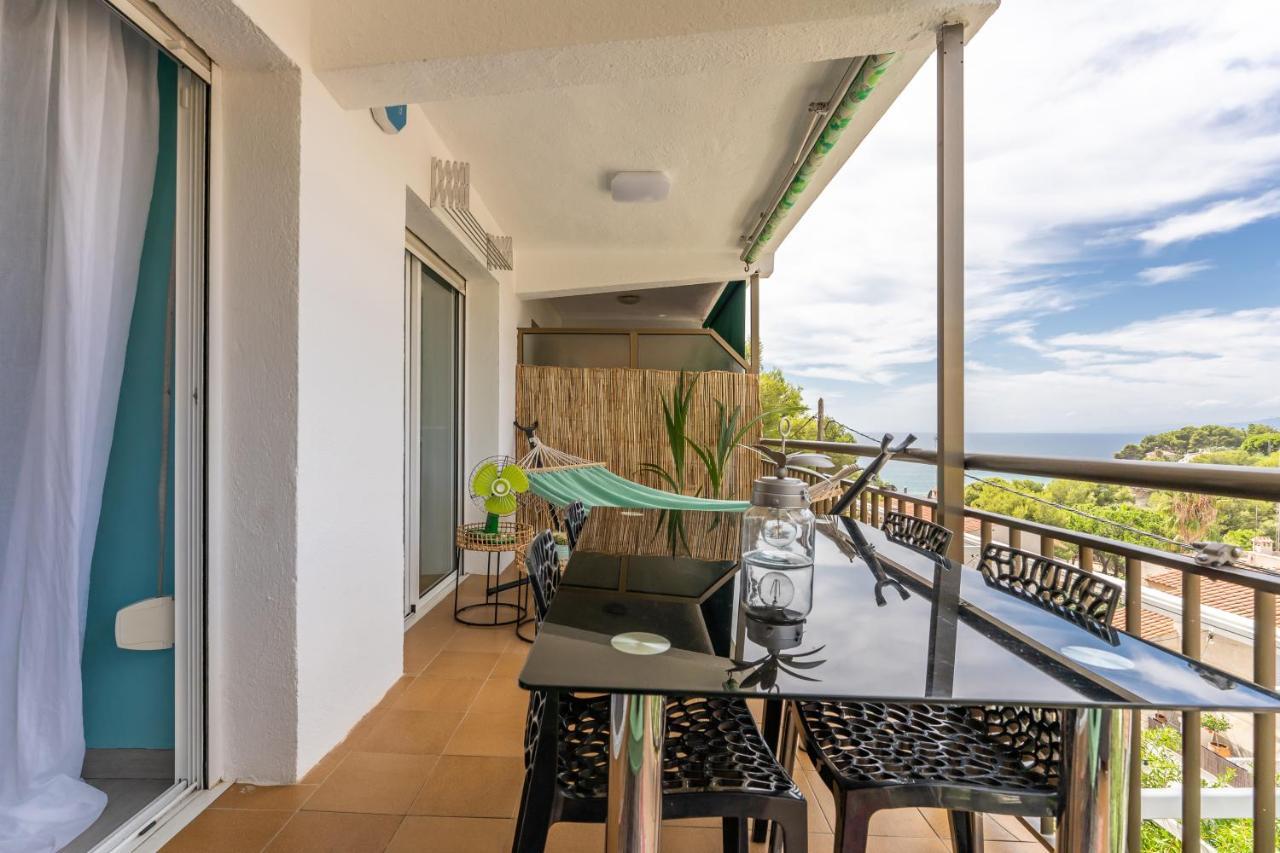 Beach Front Retro Hideaway In Salou Luaran gambar
