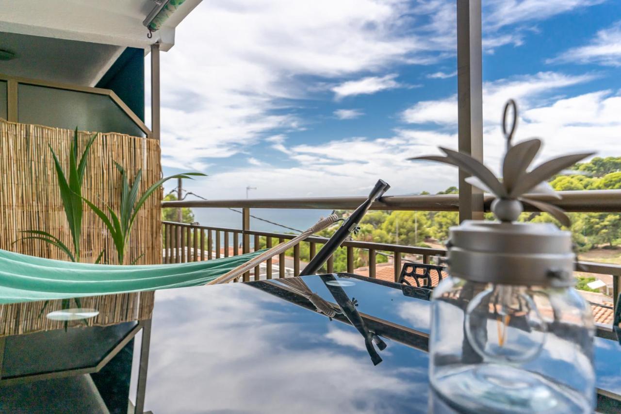 Beach Front Retro Hideaway In Salou Luaran gambar