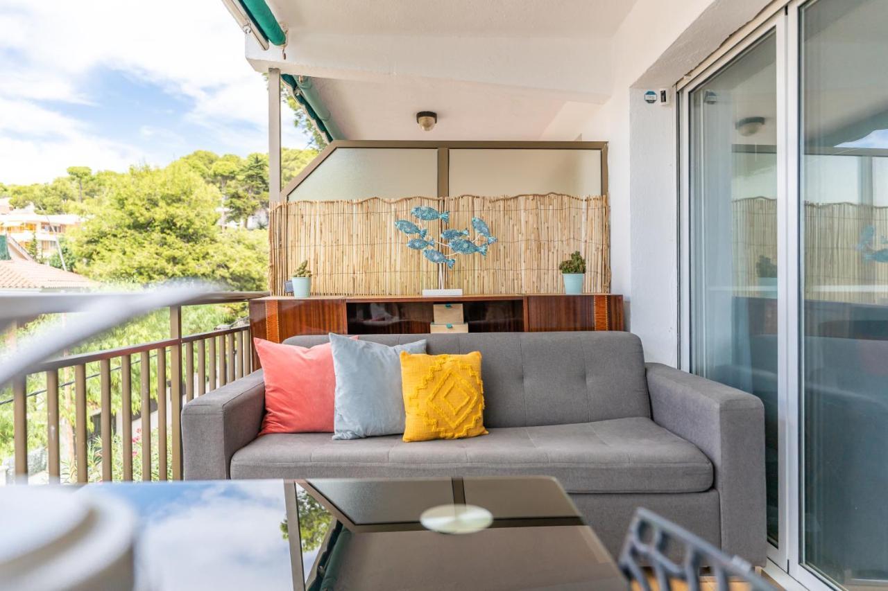 Beach Front Retro Hideaway In Salou Luaran gambar