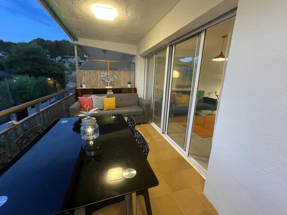 Beach Front Retro Hideaway In Salou Luaran gambar
